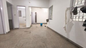 Room in 3 BHK Apartment at Vasant Kunj – for Rent