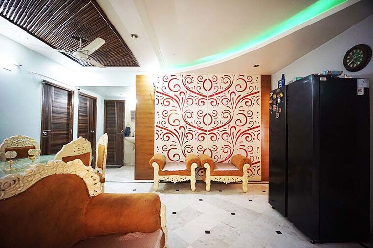 Living Room, satellite 3 Bedroom 184 Sq.Yd. Apartment In Satellite Ahmedabad 10520910