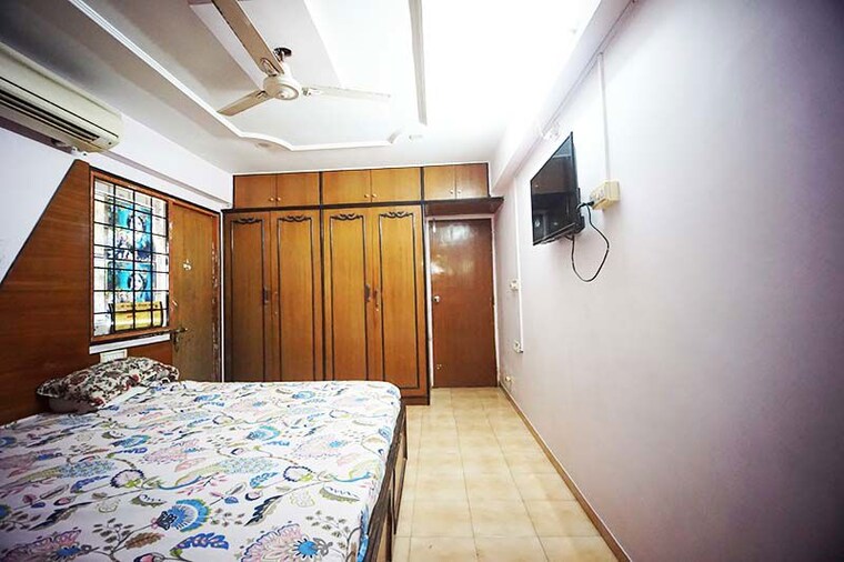 Kitchen, satellite 3 Bedroom 184 Sq.Yd. Apartment In Satellite Ahmedabad 10520910