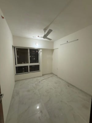 Room in 2.5 BHK Apartment at Kohinoor Sapphire, Tathawade – for Rent