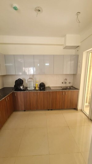 Kitchen in 4 BHK Apartment at Amrapali Verona Heights Phase II, Amrapali Leisure Valley – for Rent
