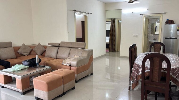 Living Room, upavp-bhagirathi-enclave 3 Bedroom 1750 Sq.Ft. Apartment In Raebareli Road Lucknow 10520924