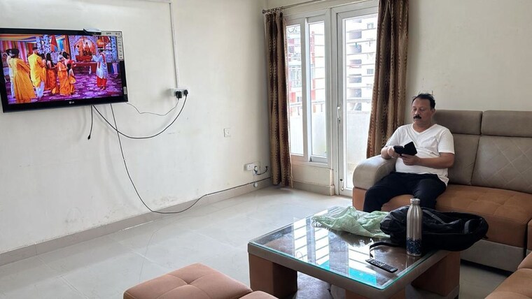Living Room, upavp-bhagirathi-enclave 3 Bedroom 1750 Sq.Ft. Apartment In Raebareli Road Lucknow 10520924