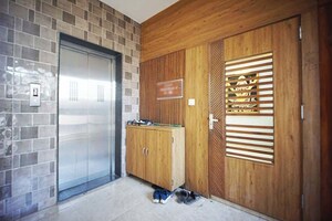 Room in 3 BHK Penthouse at Nava Naroda – for Sale