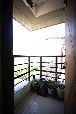 Room in 3 BHK Penthouse at Nava Naroda – for Sale