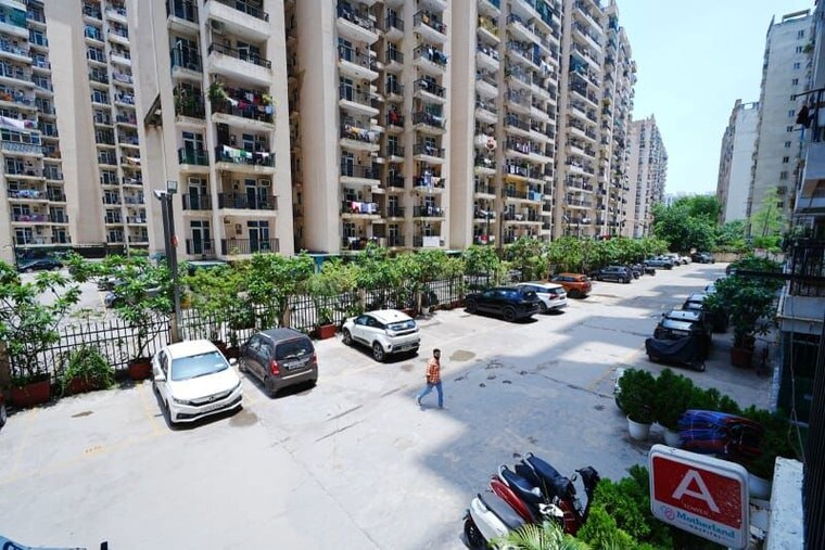 Exterior View, gaur-city-2-11th-avenue 2 Bedroom 1010 Sq.Ft. Apartment In Sector 16c Greater Noida Greater Noida 10520955