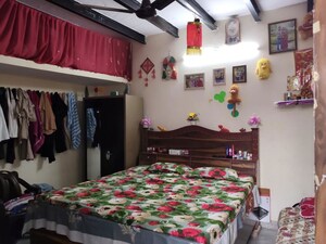 Bedroom in 2 BHK Builder Floor at Sector 21 – for Rent