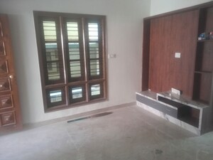 Room in 2 BHK Builder Floor at Ramamurthy Nagar – for Rent