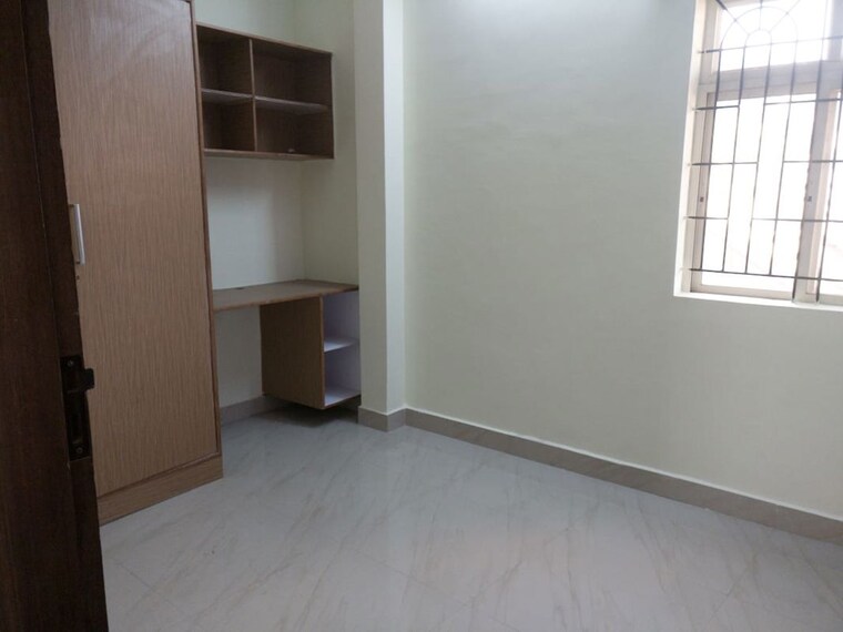 Room, nri layout 2 Bedroom 1200 Sq.Ft. Builder Floor In Nri Layout Bangalore 10521016