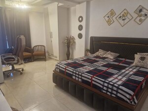2 BHK Builder Floor For Rent in Sector 21