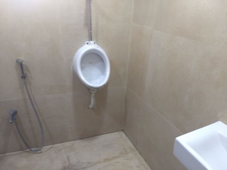 Bathroom, monarch-plaza Commercial Office Space 2980 Sq.Ft. In Cbd Belapur Sector 11 Navi Mumbai 10521000