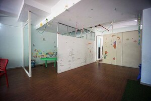Team Area in  Showroom at Shela – for Sale