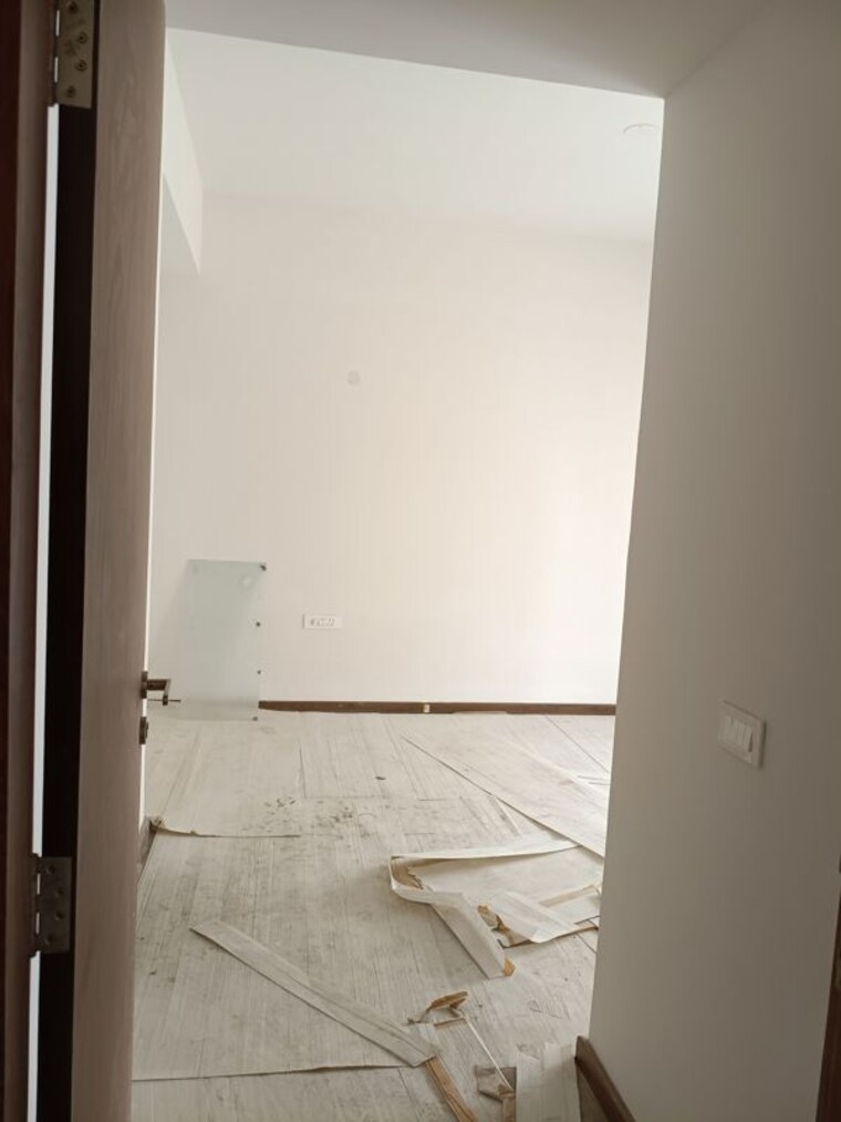 Bathroom, adani-samsara-vilasa 3 Bedroom 300 Sq.Yd. Builder Floor In Sector 63 Gurgaon 10521039