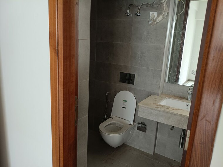 Bathroom, adani-samsara-vilasa 3 Bedroom 300 Sq.Yd. Builder Floor In Sector 63 Gurgaon 10521039