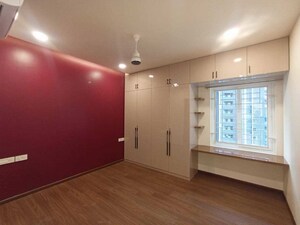 Room in  Apartment at Alekhya Palm Woods, Gachibowli – for Rent