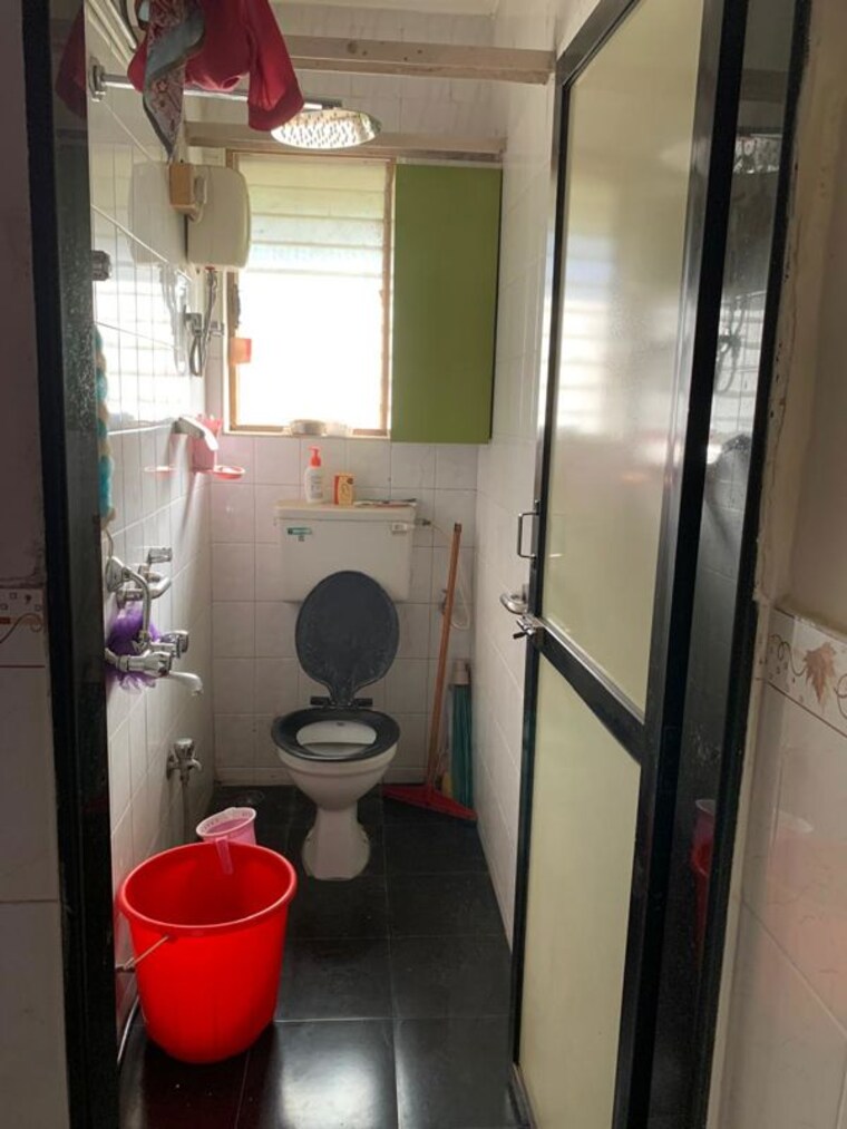 Bathroom, new-mayur-chs 2 Bedroom 688 Sq.Ft. Apartment In Andheri East Mumbai 10521066