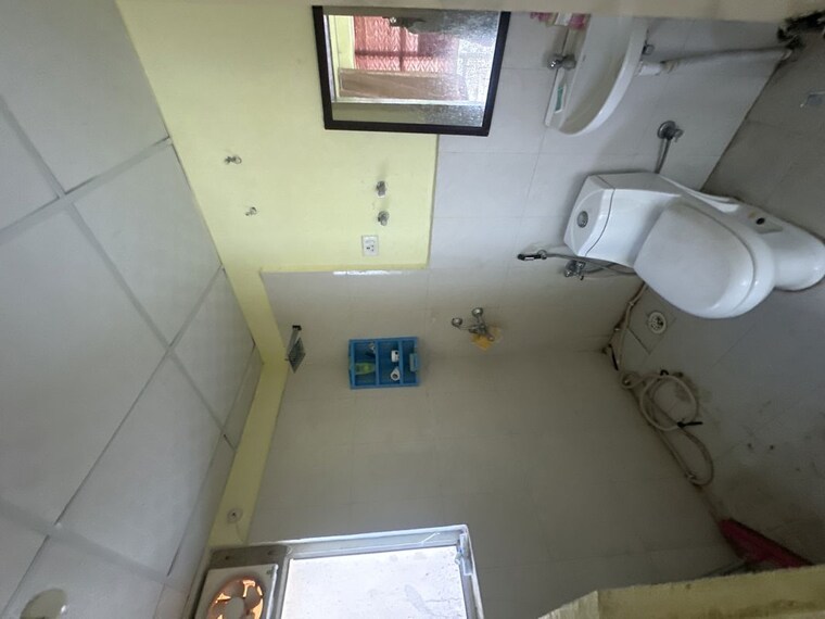 Bathroom, pyramid-square-67a 2 Bedroom 700 Sq.Ft. Apartment In Sector 67 Gurgaon 10521027