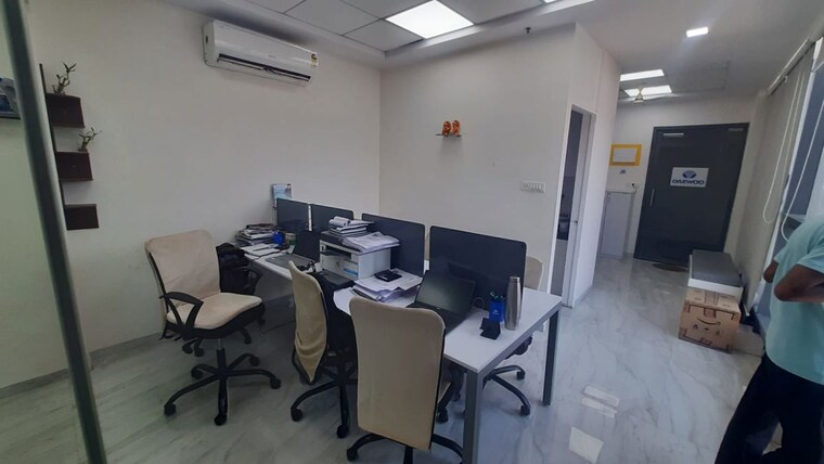 Team Area, vishwa-plan-s-business-park Commercial Office Space 700 Sq.Ft. In Nerul Navi Mumbai 10521057