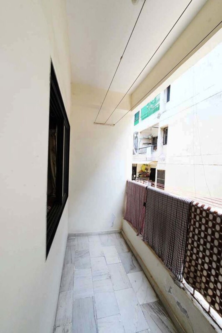 Balcony, chandlodia 3 Bedroom 170 Sq.Yd. Apartment In Chandlodia Ahmedabad 10521078
