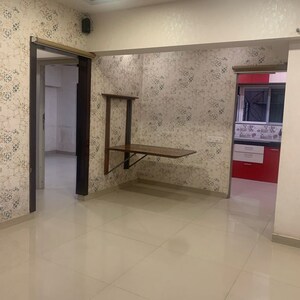 Room in 2 BHK Apartment at Neelkamal Heights Borivalli, Kastur Park – for Rent