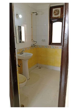 Bathroom in 4 BHK Apartment at Sector 12 Dwarka – for Sale