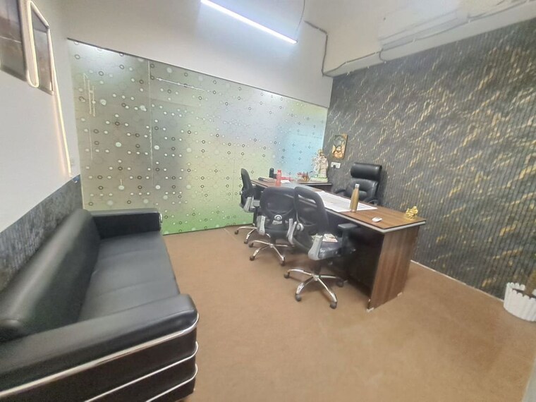 Team Area, sector 63 Commercial Office Space 800 Sq.Ft. In Sector 63 Noida 10520989