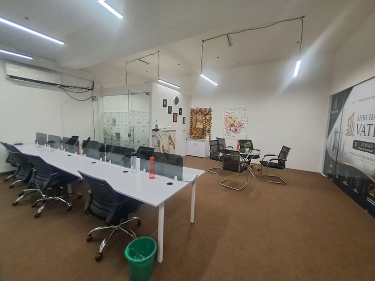 Team Area, sector 63 Commercial Office Space 800 Sq.Ft. In Sector 63 Noida 10520989