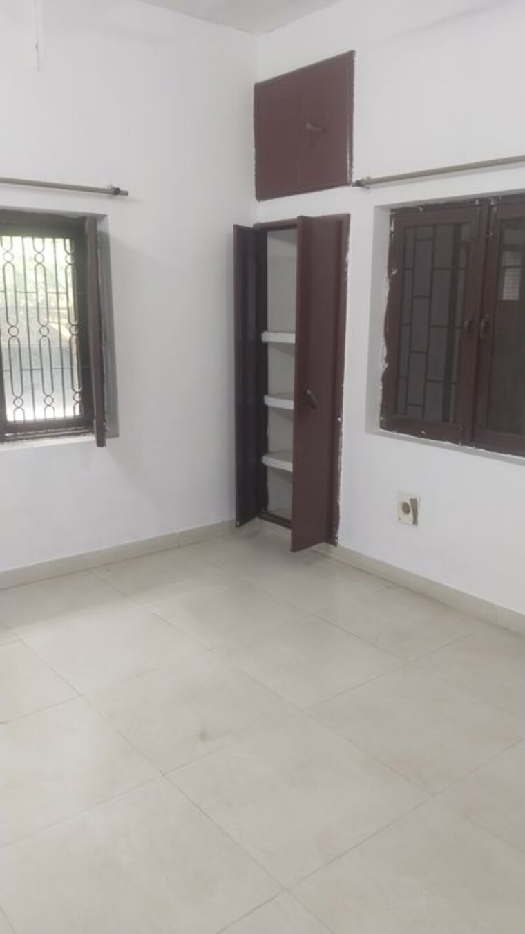 Room, gomti nagar 2 Bedroom 1500 Sq.Ft. Builder Floor In Gomti Nagar Lucknow 10521164