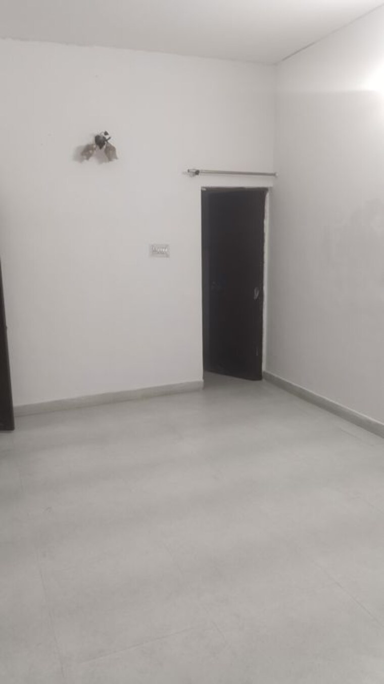 Room, gomti nagar 2 Bedroom 1500 Sq.Ft. Builder Floor In Gomti Nagar Lucknow 10521164