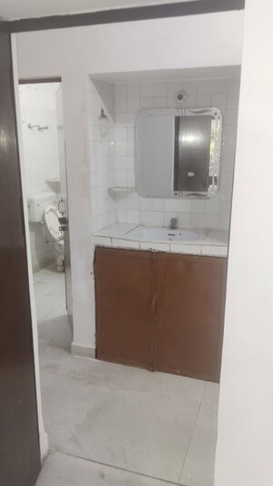 Bathroom in 2 BHK Builder Floor at Gomti Nagar – for Rent