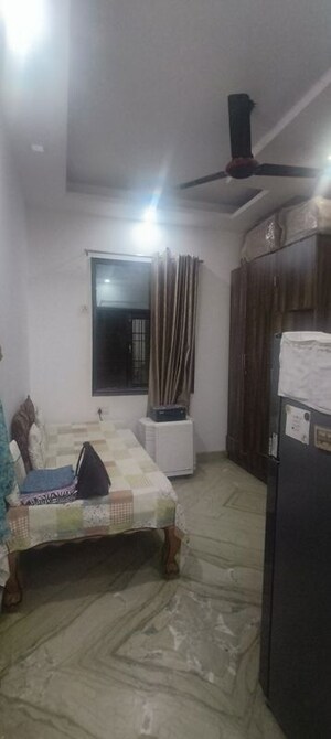 Master Bedroom in 3 BHK Builder Floor at Rohini Sector 25 – for Sale
