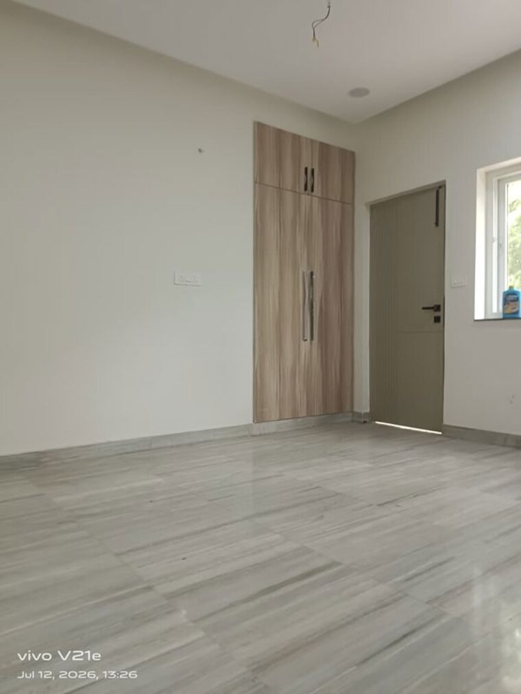 Room, dwarka 4 Bedroom 2700 Sq.Ft. Apartment In Dwarka Delhi 10521177