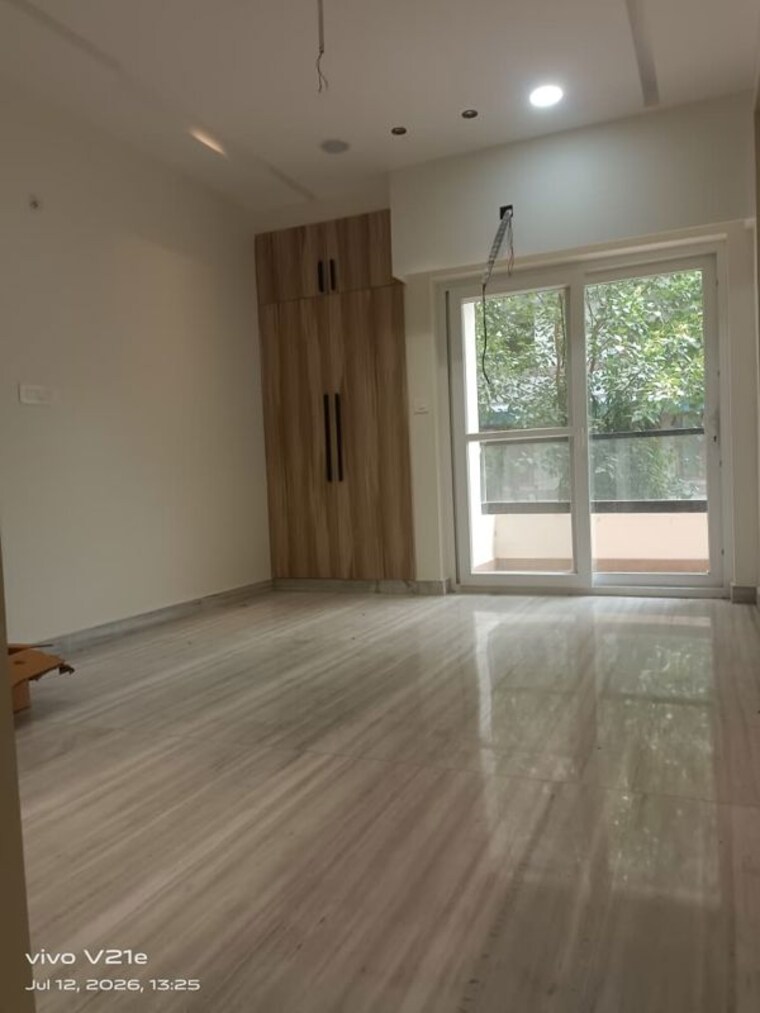 Room, dwarka 4 Bedroom 2700 Sq.Ft. Apartment In Dwarka Delhi 10521177