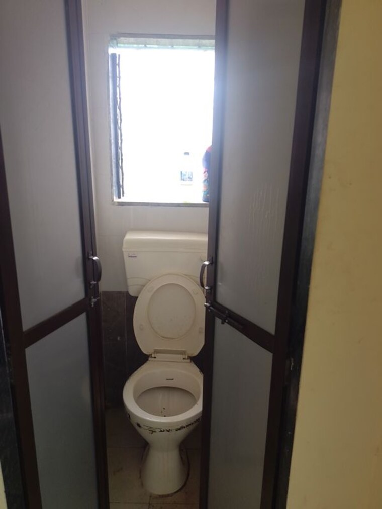 Bathroom, omkar-apartment-kharegaon 1 Bedroom 432 Sq.Ft. Apartment In Kalwa Thane 10521197