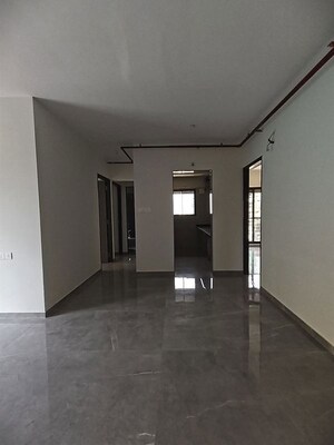 Room in 3 BHK Apartment at Neo Akshaya Residency, Borivali West – for Sale