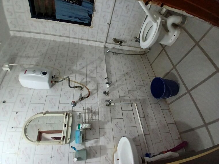 Bathroom, sneha-vrinda-apartment 2 Bedroom 720 Sq.Ft. Apartment In Bavdhan Pune 10521202