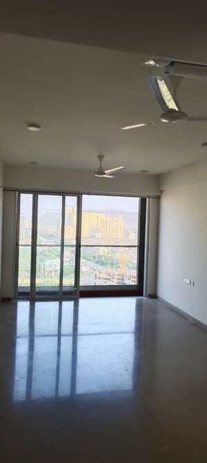 2 BHK Apartment For Rent in Indiabulls One Indiabulls, Pokhran Road No Two