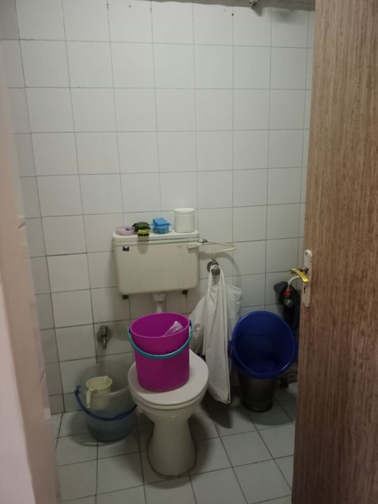 Bathroom, royal-palms 2.5 Bedroom 1325 Sq.Ft. Apartment In Goregaon East Mumbai 10521194