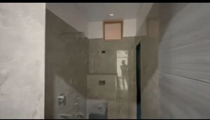 Bathroom in 6+ BHK Villa at Gomti Nagar – for Sale