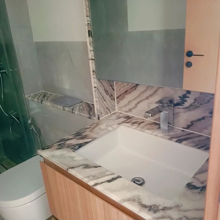 Bathroom, dlf-the-grove 4 Bedroom 3140 Sq.Ft. Builder Floor In Sector 54 Gurgaon 10521186