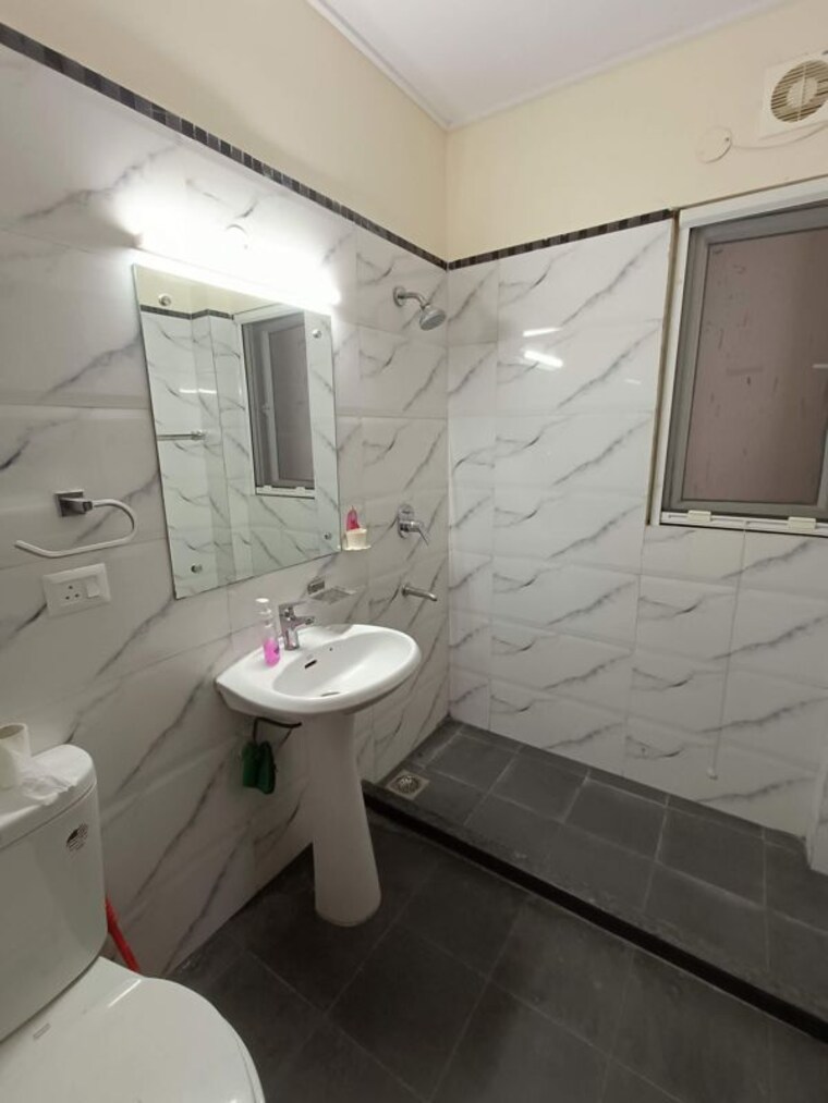 Bathroom, dasnac-the-jewel 3 Bedroom 1900 Sq.Ft. Apartment In Sector 75 Noida 10514764