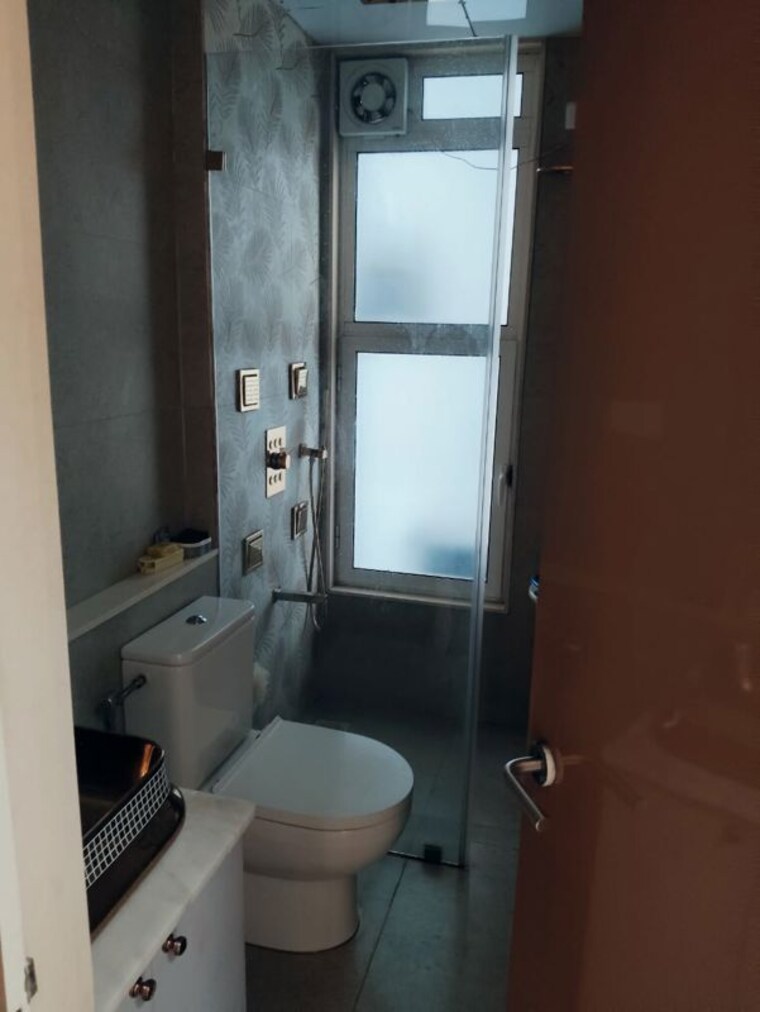 Bathroom, tata-serein 3 Bedroom 1210 Sq.Ft. Apartment In Pokhran Road No Two Thane 10521228