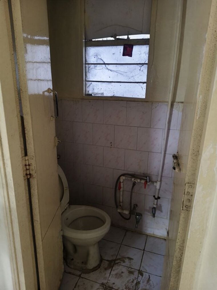 Bathroom, siddharth-nagar-phase-1 1 Bedroom 600 Sq.Ft. Apartment In Aundh Pune 10521302