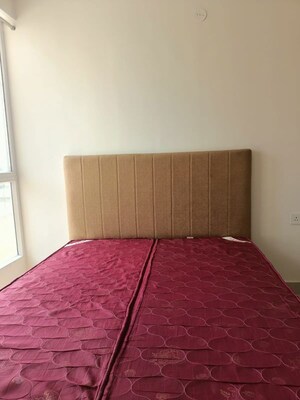 Bedroom in 2 BHK Apartment at Signature Global Prime, Sector 63a – for Rent