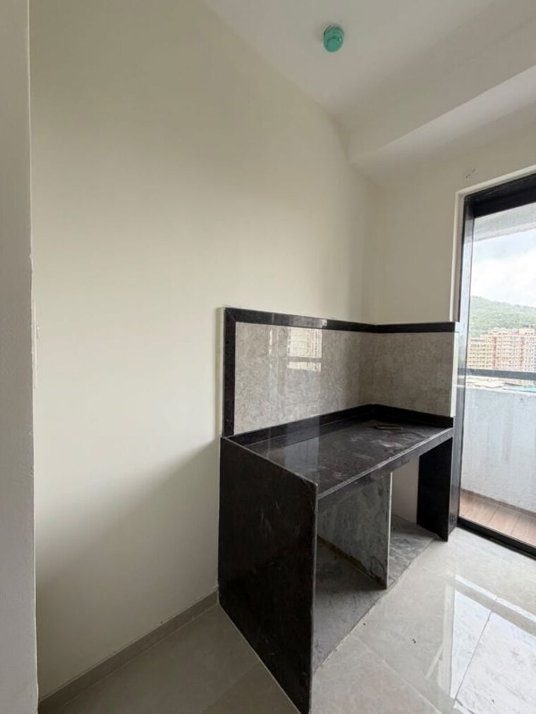 Kitchen, dhamji-shamji-mahavir-spring-tulip-phase-1 2 Bedroom 716 Sq.Ft. Apartment In Pokhran Road No Two Thane 10521274