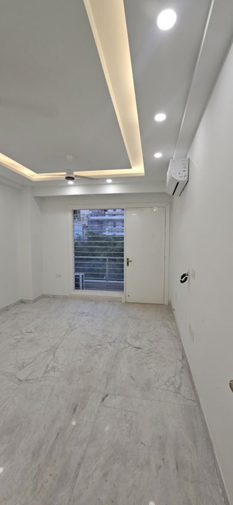 Room, sector 43 4 Bedroom 300 Sq.Yd. Builder Floor In Sector 43 Gurgaon 10521323