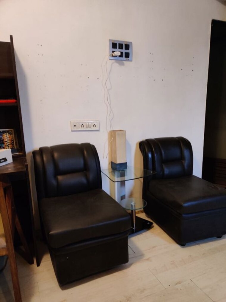 Living Room, guru-mauli-apartments 1 Bedroom 360 Sq.Ft. Apartment In Andheri West Mumbai 10521321