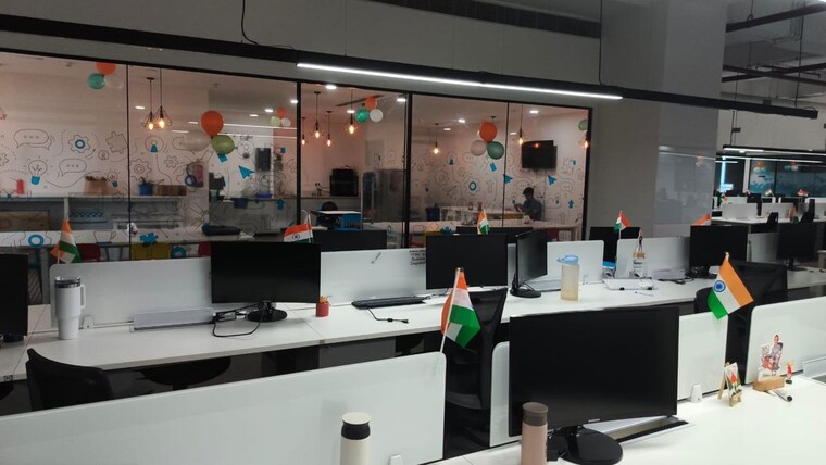 Team Area, jmd-megapolis Commercial Office Space in IT/SEZ 10000 Sq.Ft. In Sector 48 Gurgaon 10521348