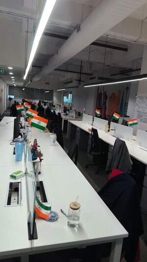 Team Area in  Office Space in IT/SEZ at JMD Megapolis, Sector 48 – for Rent