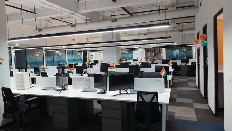 Team Area, jmd-megapolis Commercial Office Space in IT/SEZ 10000 Sq.Ft. In Sector 48 Gurgaon 10521348